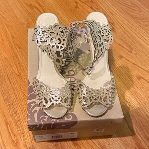 Klub Nico Classy and Elegant Gold Women's Heels